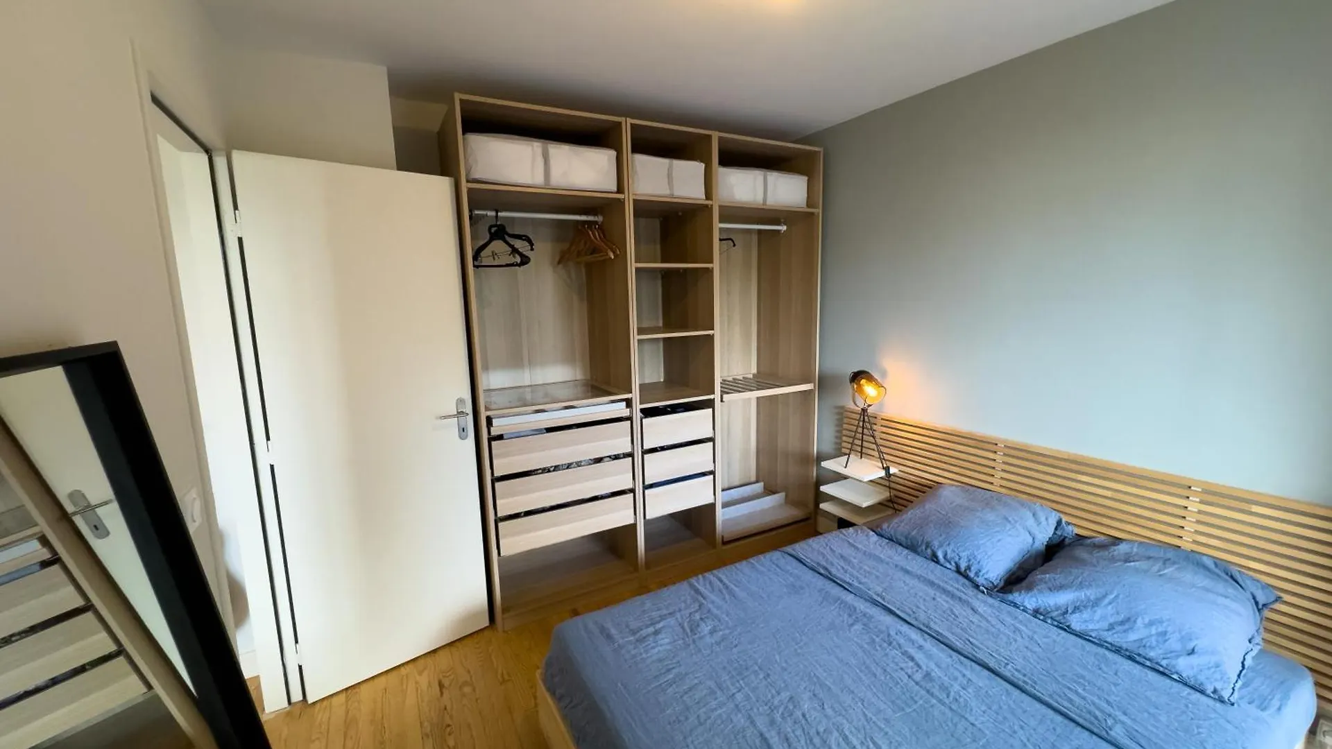 Familial Et Confortable Тулуза 0*,